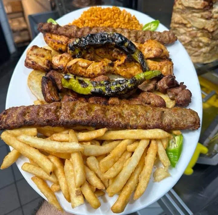 Plat de dÃ¶ner kebab