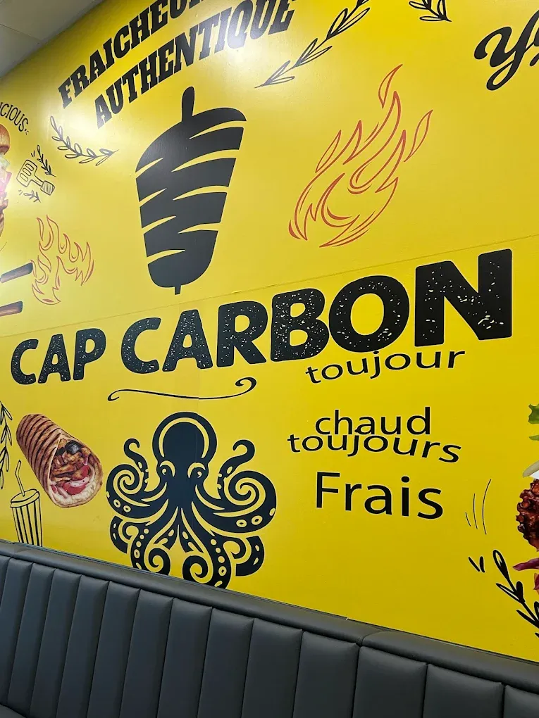 Ambiance tamisée du restaurant Cap Carbon