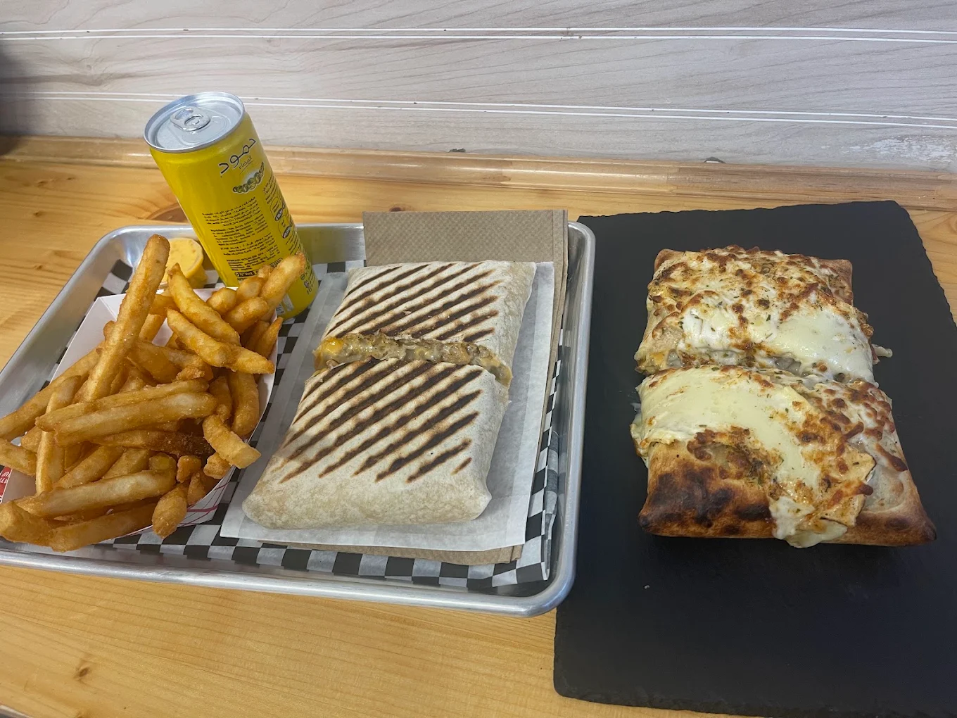 Cr\u00eape croustillante fourr\u00e9e au Nutella et banane